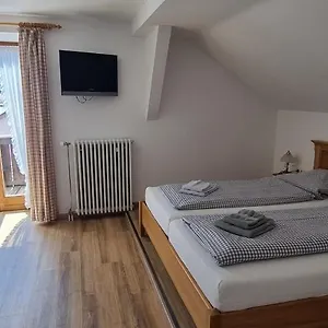 Zum Rassen Pensjonat Garmisch-Partenkirchen